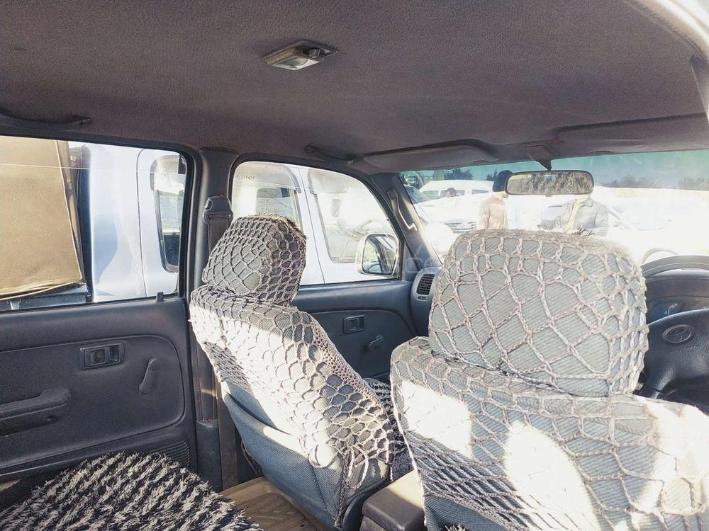 Toyota Hilux 2001 for Sale in Islamabad Toyota Hilux 2001 for Sale in Islamabad Image-12