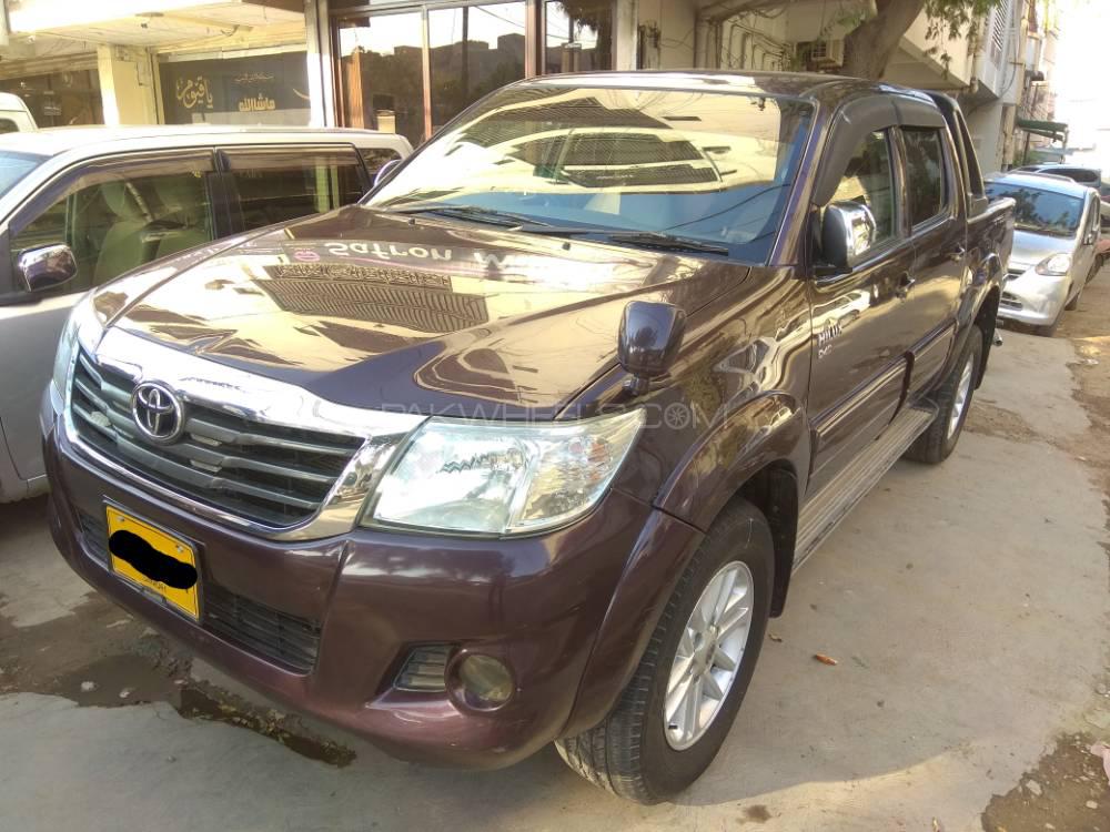 Toyota Hilux 2013 for Sale in Karachi Image-1