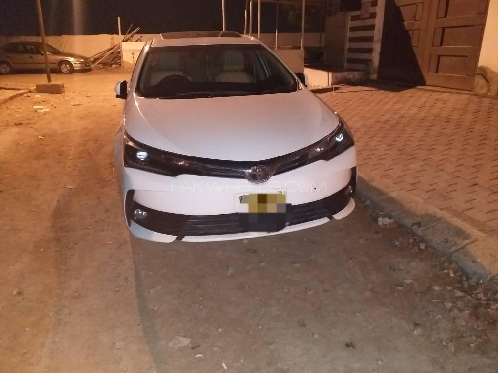 Toyota Corolla 2018 for Sale in Karachi Image-1