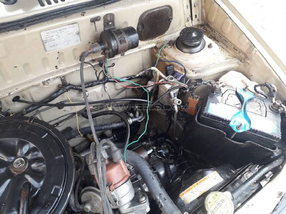 Suzuki Mehran 1998 for Sale in Lahore Suzuki Mehran 1998 for Sale in Lahore Image-12