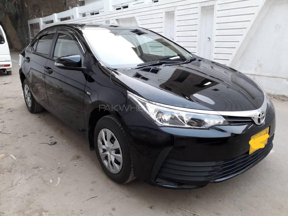 Toyota Corolla 2018 for Sale in Karachi Image-1
