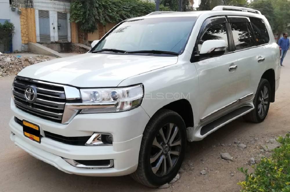 Toyota Land Cruiser 2013 for Sale in Karachi Toyota Land Cruiser 2013 for Sale in Karachi Image-3