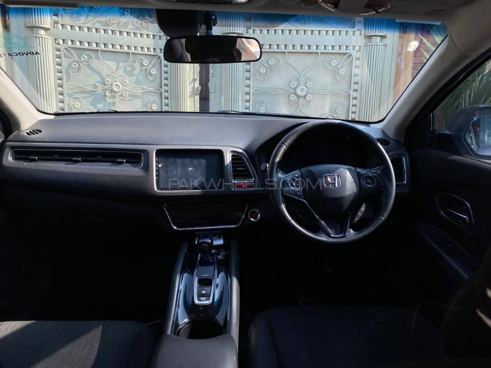 Honda Vezel 2014 for Sale in Islamabad Honda Vezel 2014 for Sale in Islamabad Image-8