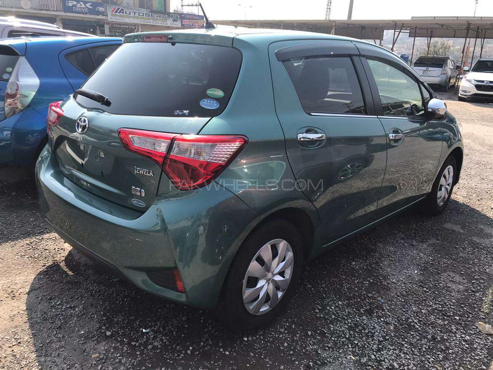 Toyota Vitz 2018 for Sale in Rawalpindi Toyota Vitz 2018 for Sale in Rawalpindi Image-4