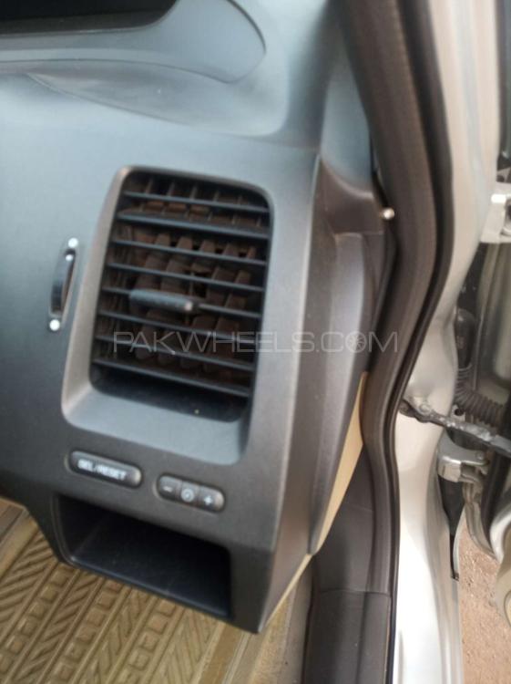 ہونڈا سوک 2010 for Sale in گجرانوالہ ہونڈا سوک 2010 for Sale in گجرانوالہ Image-10