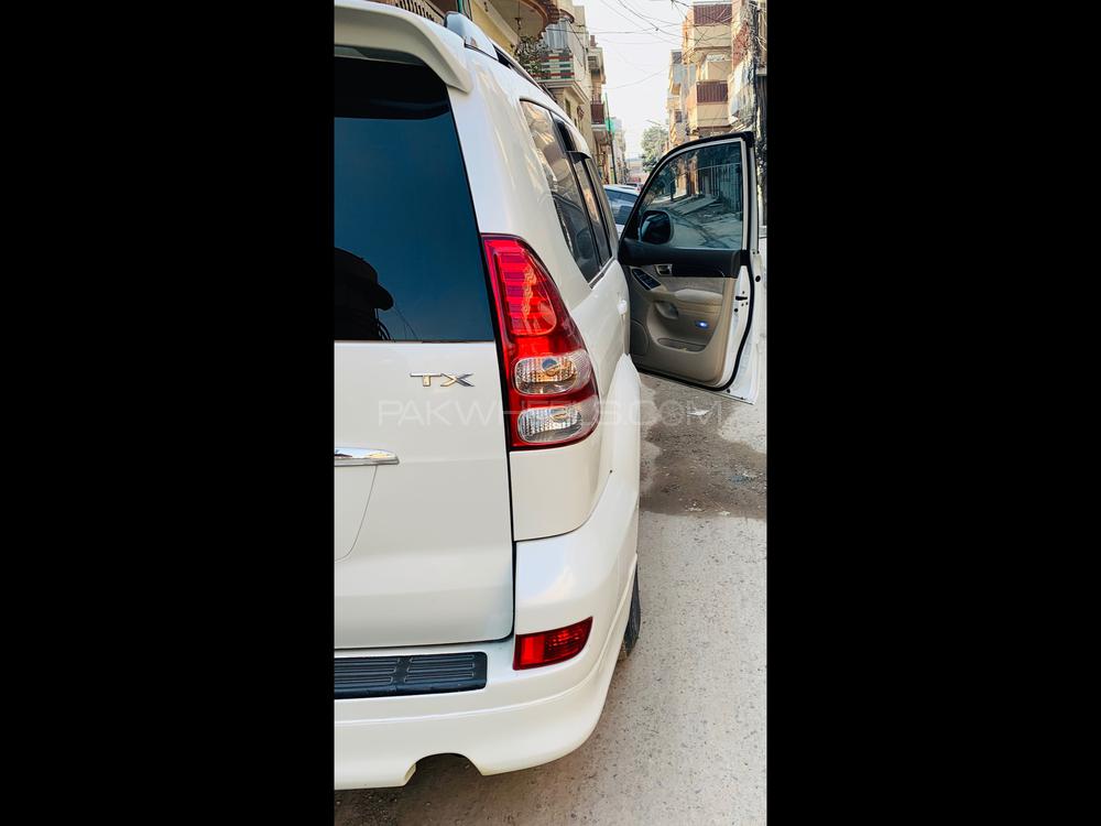 Toyota Prado 2003 for Sale in Peshawar Toyota Prado 2003 for Sale in Peshawar Image-7