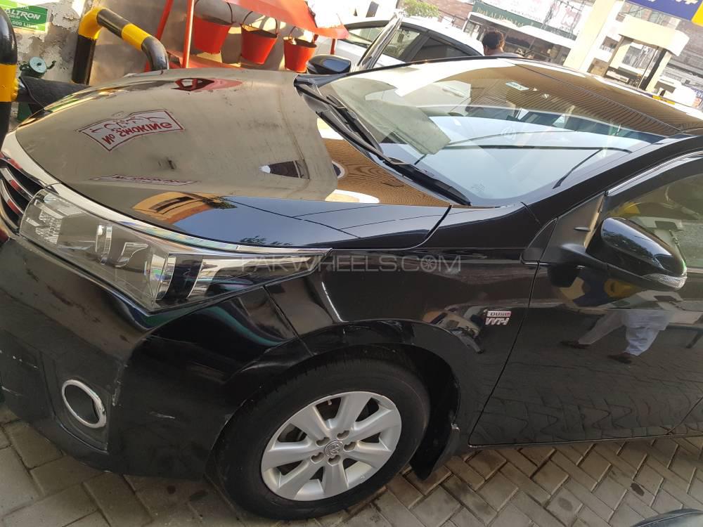 Toyota Corolla 2017 for Sale in Lahore Image-1
