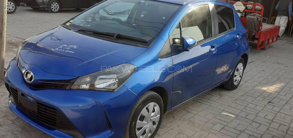 Toyota Vitz 2016 for Sale in Lahore Toyota Vitz 2016 for Sale in Lahore Image-4