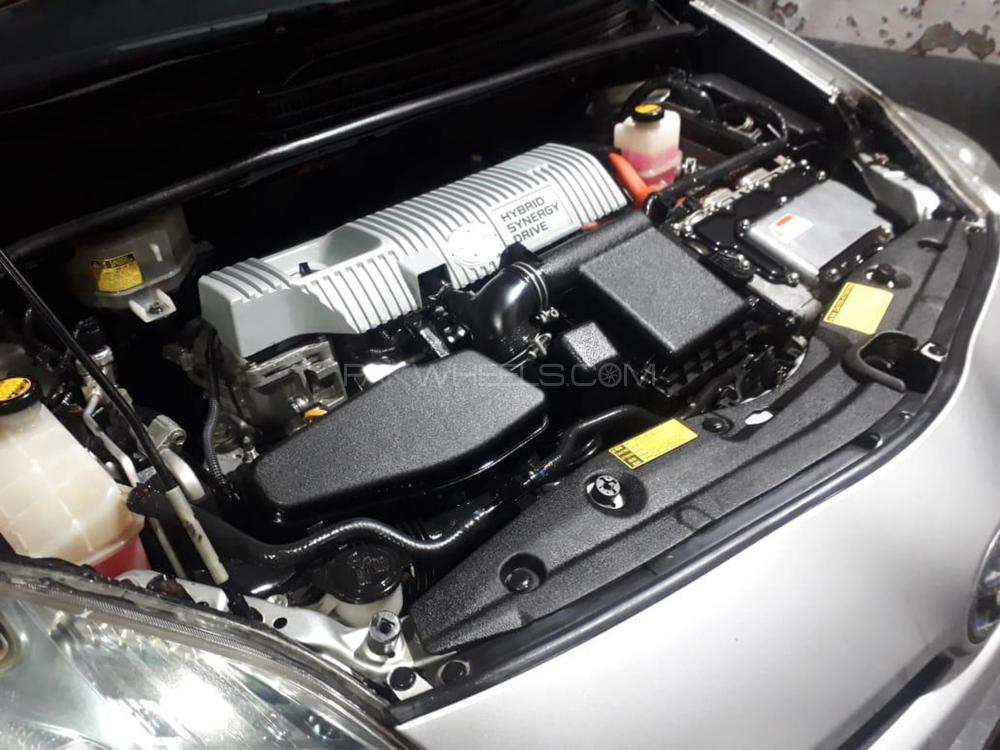 Toyota Prius 2010 for Sale in Lahore Toyota Prius 2010 for Sale in Lahore Image-2