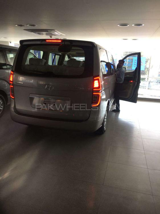 hyundai grand starex glx 2020 for sale in peshawar  pakwheels