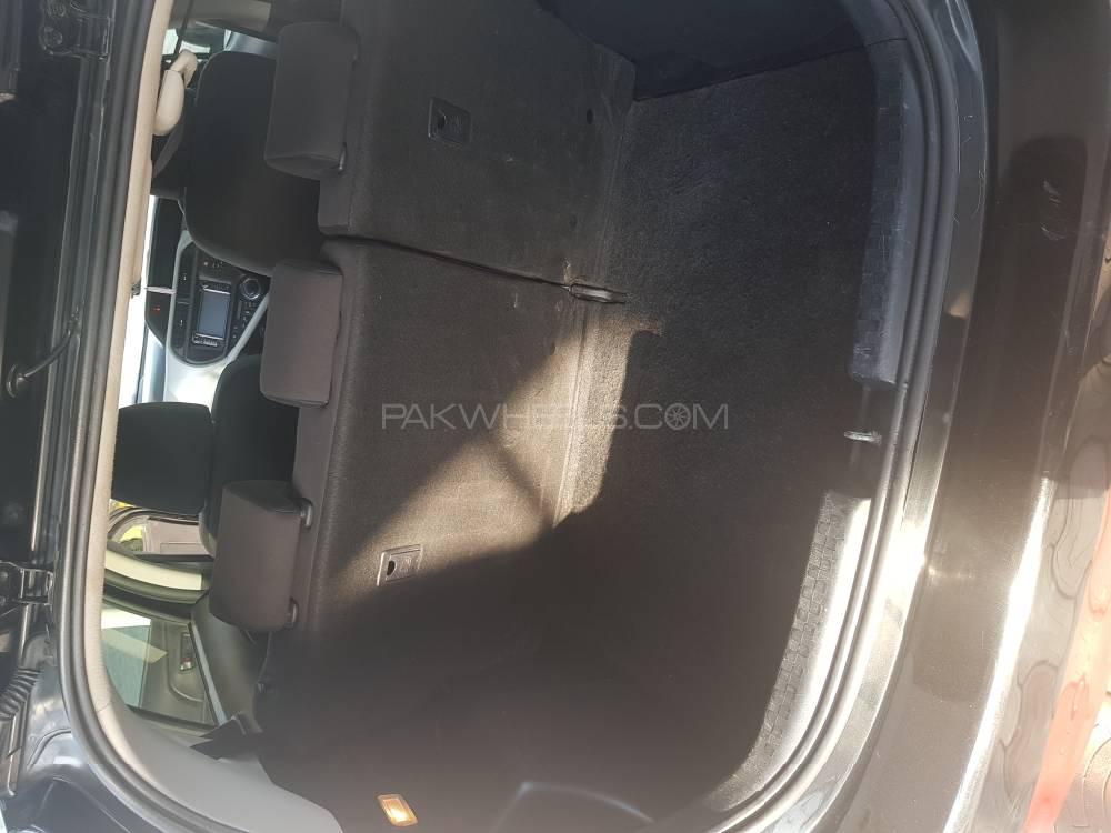 Toyota Aqua 2013 for Sale in Peshawar Toyota Aqua 2013 for Sale in Peshawar Image-14