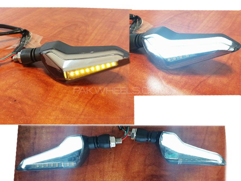 Universal Bike Sequential Indicators Z Style With Lava Drl Smd Yellow & White - 2pcs for sale in Lahore Image-1