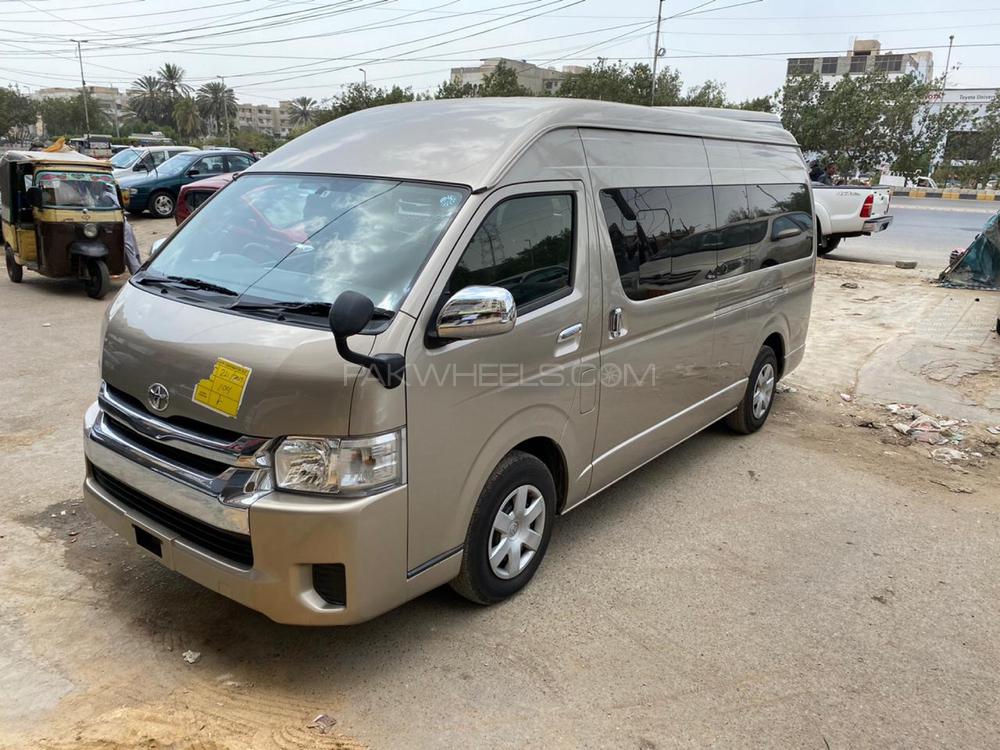Toyota Hiace 2015 for Sale in Karachi Toyota Hiace 2015 for Sale in Karachi Image-3