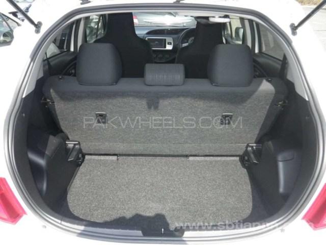 Toyota Vitz 2016 for Sale in Sialkot Toyota Vitz 2016 for Sale in Sialkot Image-8