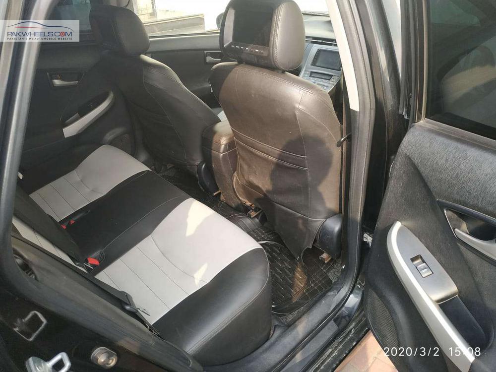 Toyota Prius 2012 for Sale in Lahore Toyota Prius 2012 for Sale in Lahore Image-8