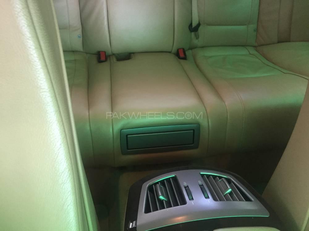 بی ایم ڈبلیو 7 سیریز 2007 for Sale in سیالکوٹ بی ایم ڈبلیو 7 سیریز 2007 for Sale in سیالکوٹ Image-10