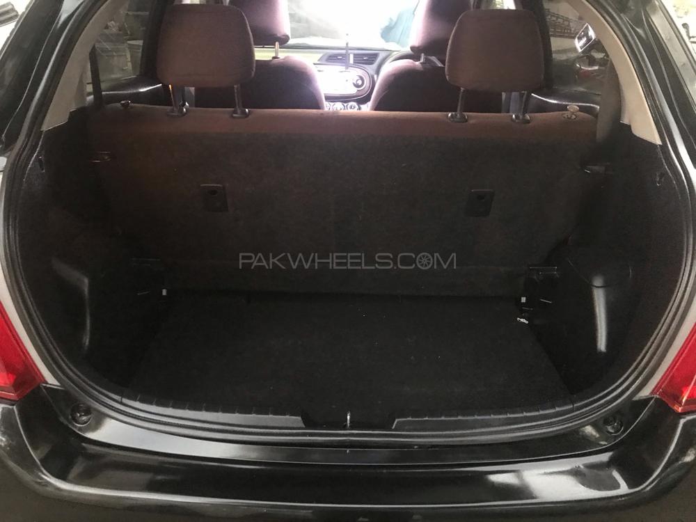 Toyota Vitz 2011 for Sale in Karachi Toyota Vitz 2011 for Sale in Karachi Image-15