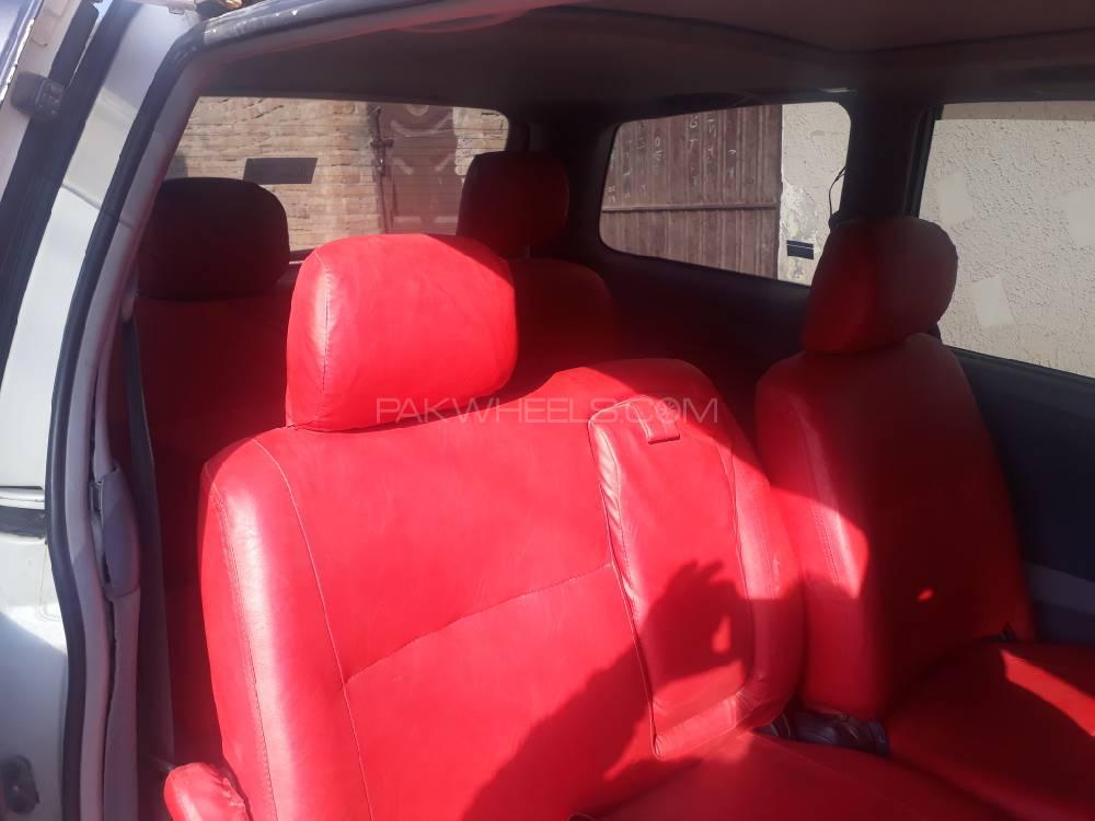 Toyota Estima 2002 for Sale in Rawalpindi Toyota Estima 2002 for Sale in Rawalpindi Image-5