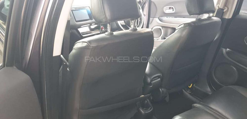 Honda Vezel 2014 for Sale in Islamabad Honda Vezel 2014 for Sale in Islamabad Image-18