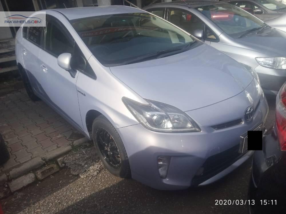 Toyota Prius 2013 for Sale in Islamabad Image-1