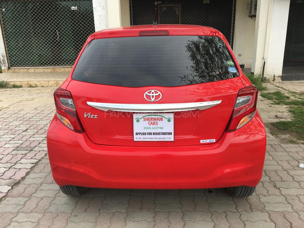 Toyota Vitz 2015 for Sale in Lahore Toyota Vitz 2015 for Sale in Lahore Image-5