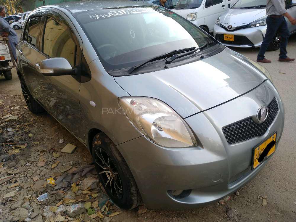 Toyota Vitz 2006 for Sale in Karachi Image-1