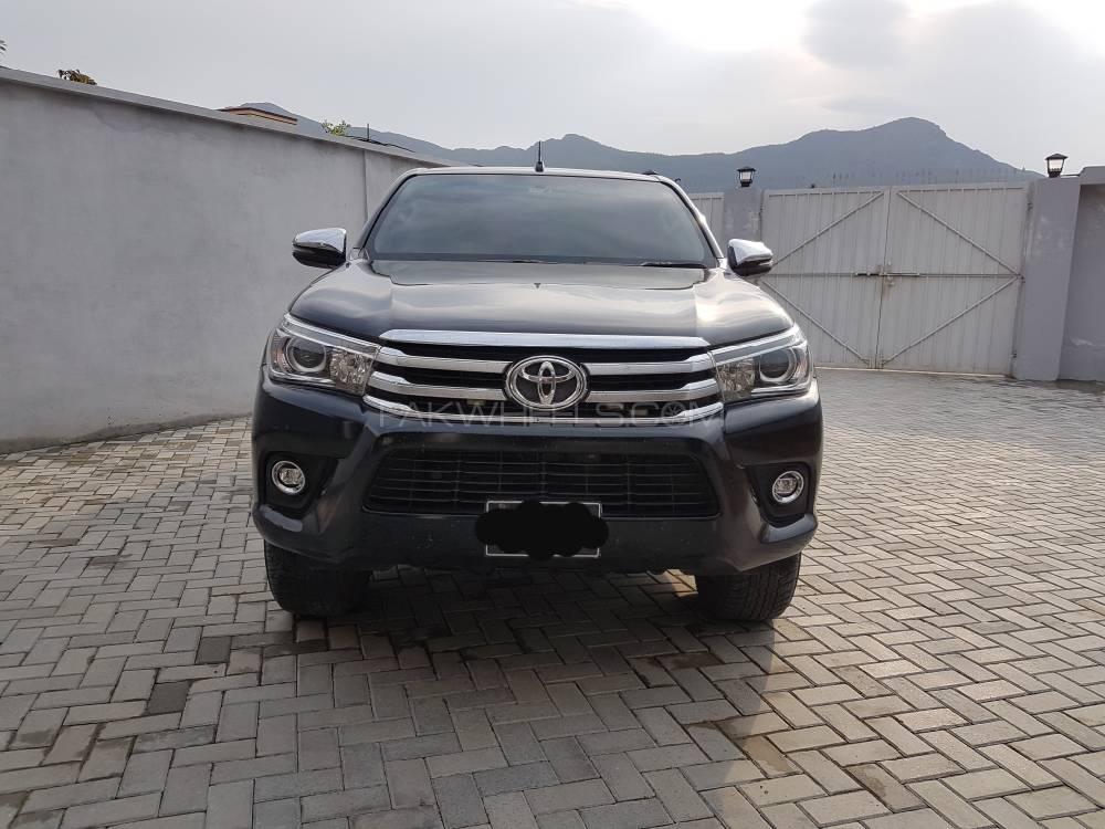 Toyota Hilux 2018 for Sale in Swat Image-1