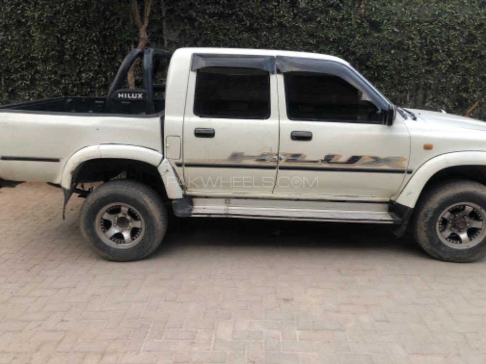 Toyota Hilux 1997 for Sale in Sukkur Image-1