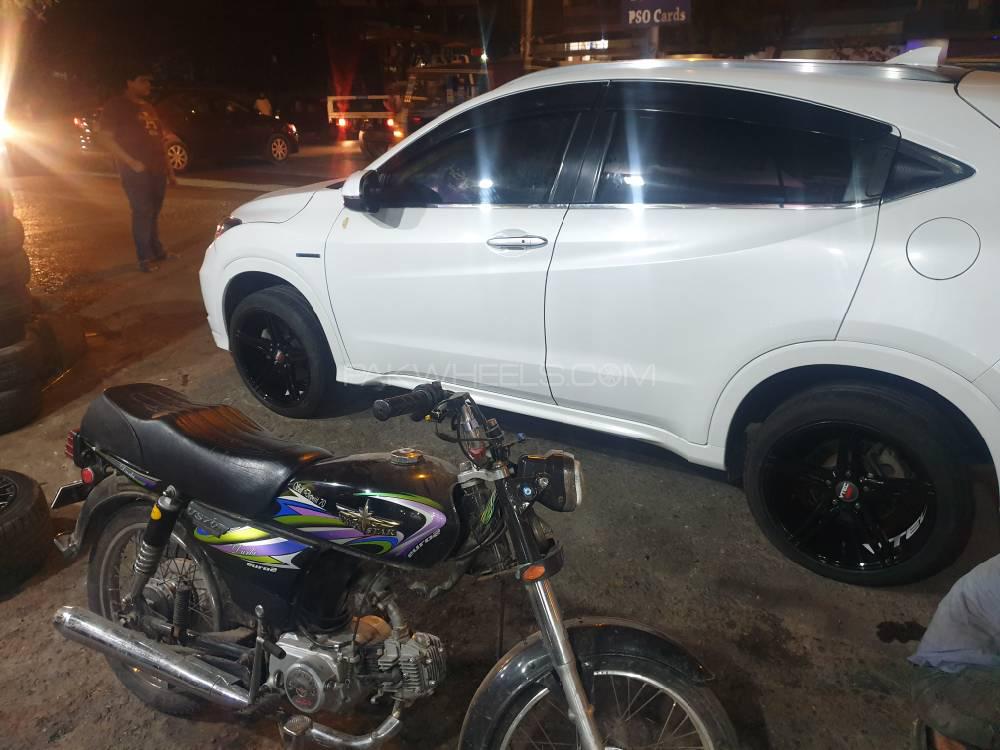 Honda Vezel - 2015 Muhammad Honda Vezel - 2015 Muhammad Image-10