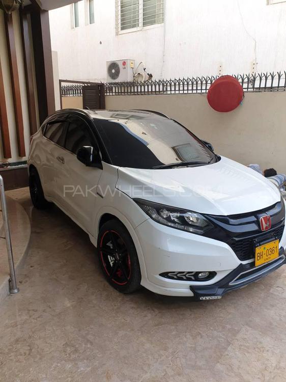Honda Vezel - 2015 Muhammad Honda Vezel - 2015 Muhammad Image-4
