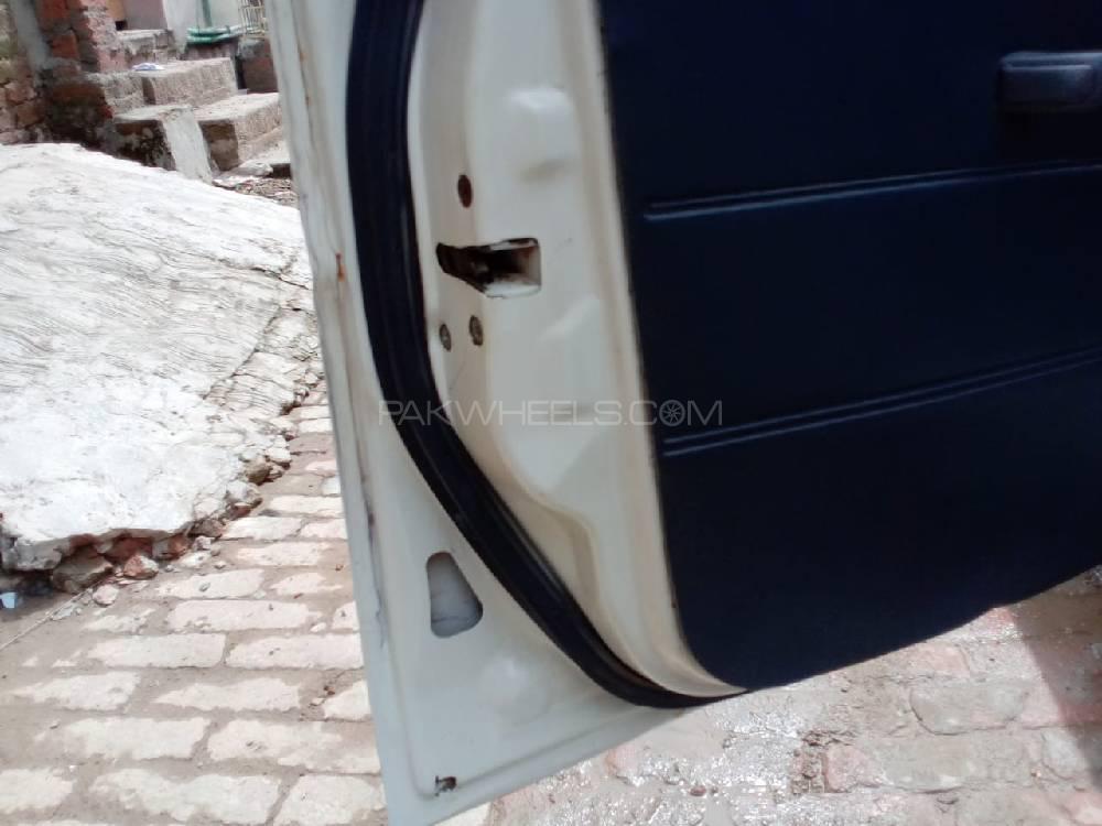 Daihatsu Cuore 2002 for Sale in Chiniot Daihatsu Cuore 2002 for Sale in Chiniot Image-6