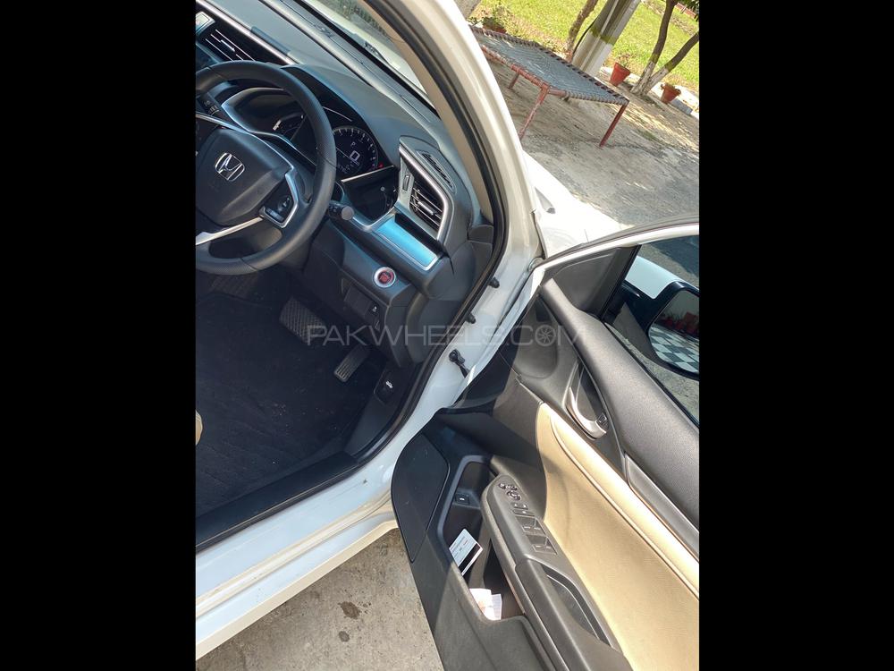 ہونڈا سوک 2019 for Sale in لاہور ہونڈا سوک 2019 for Sale in لاہور Image-10