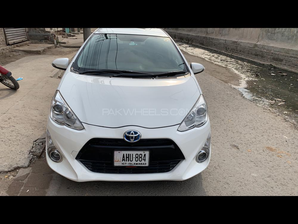Toyota Aqua 2015 for Sale in Faisalabad Image-1