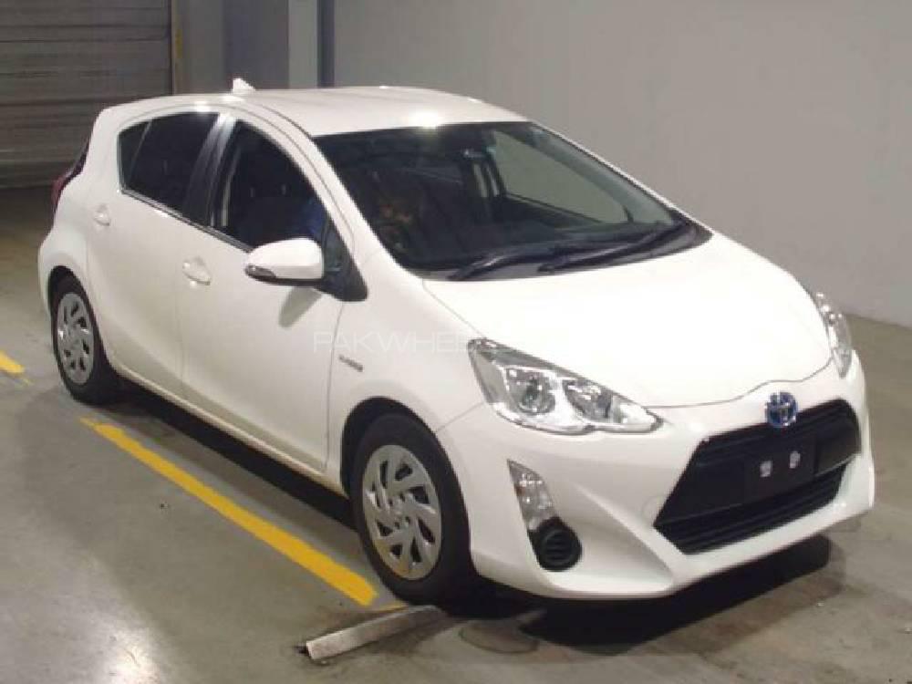 Toyota Aqua 2016 for Sale in Karachi Toyota Aqua 2016 for Sale in Karachi Image-2