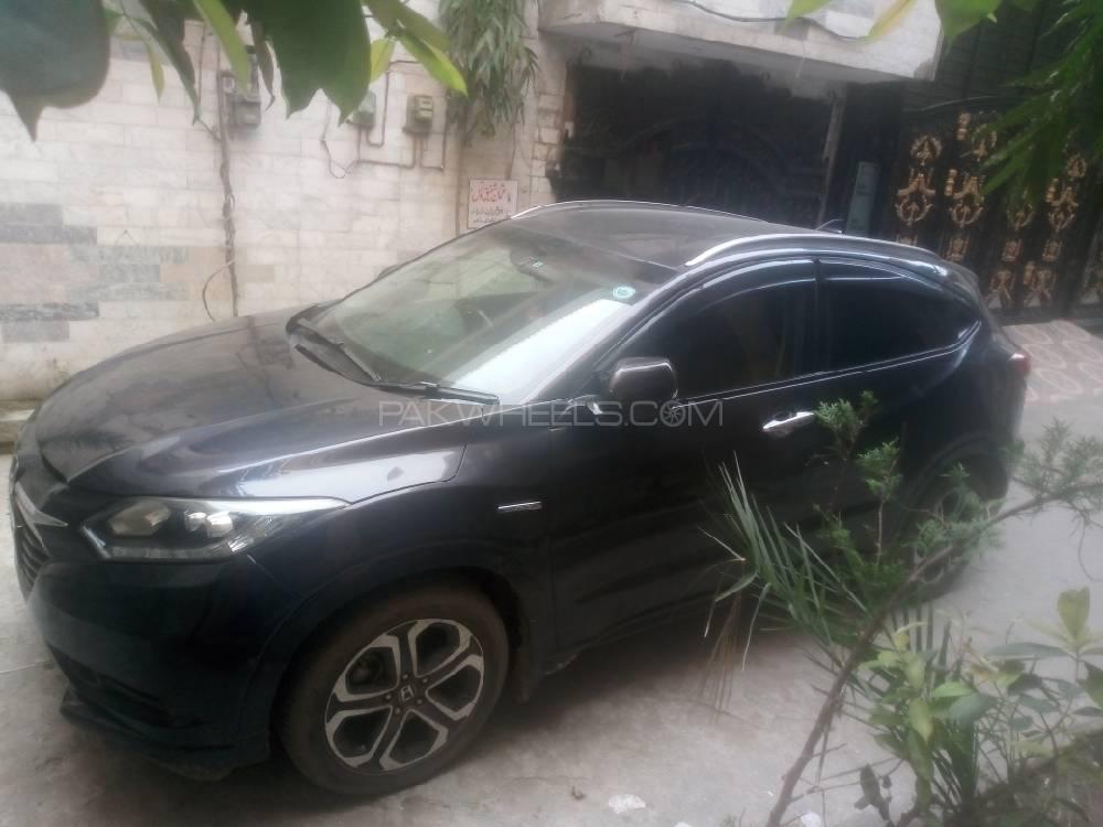 Honda Vezel 2014 for Sale in Lahore Honda Vezel 2014 for Sale in Lahore Image-7