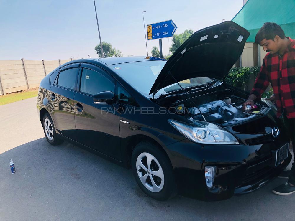 Toyota Prius 2013 for Sale in Faisalabad Toyota Prius 2013 for Sale in Faisalabad Image-7
