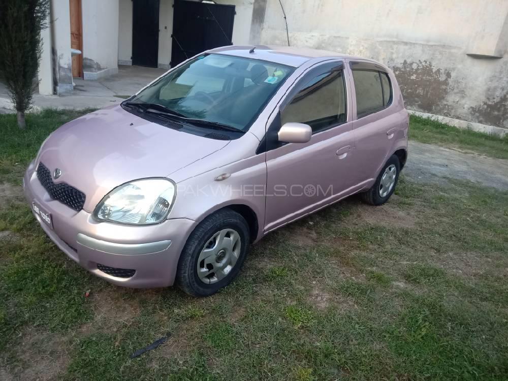 Toyota Vitz 2002 for Sale in Other Image-1