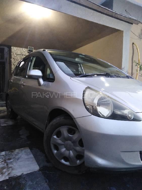 Honda Fit 2007 for Sale in Lahore Image-1