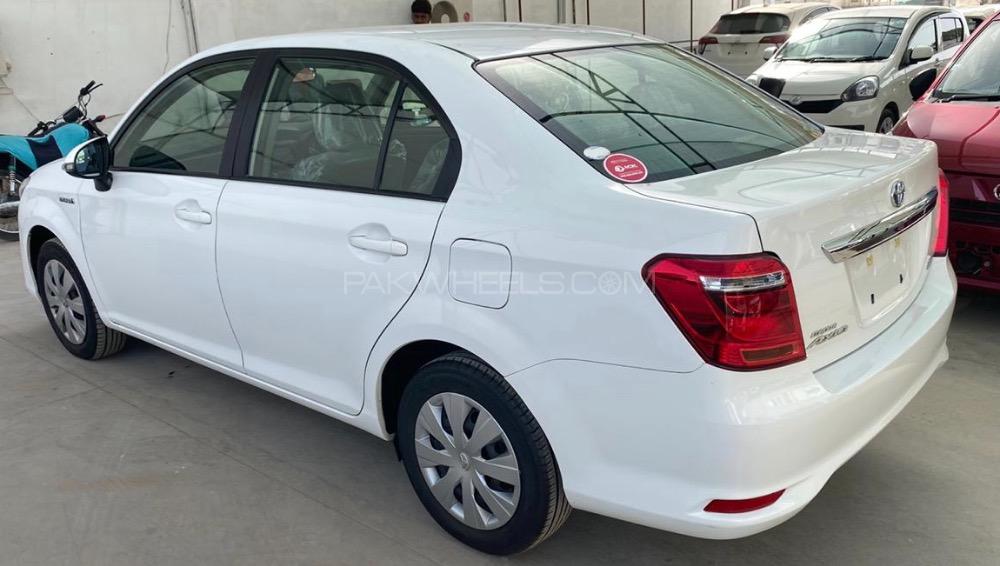 Toyota Corolla Axio 2016 for Sale in Karachi Toyota Corolla Axio 2016 for Sale in Karachi Image-11