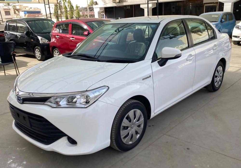Toyota Corolla Axio 2016 for Sale in Karachi Toyota Corolla Axio 2016 for Sale in Karachi Image-13