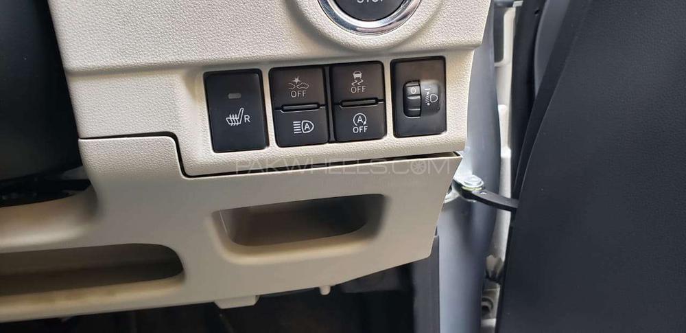 Daihatsu Move 2017 for Sale in Karachi Daihatsu Move 2017 for Sale in Karachi Image-6