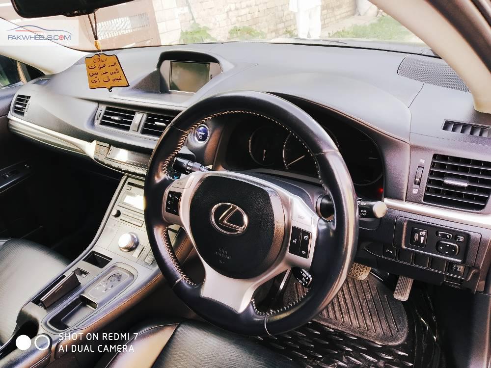 لیکزس سی ٹی 200 ایچ 2013 for Sale in اسلام آباد لیکزس سی ٹی 200 ایچ 2013 for Sale in اسلام آباد Image-9