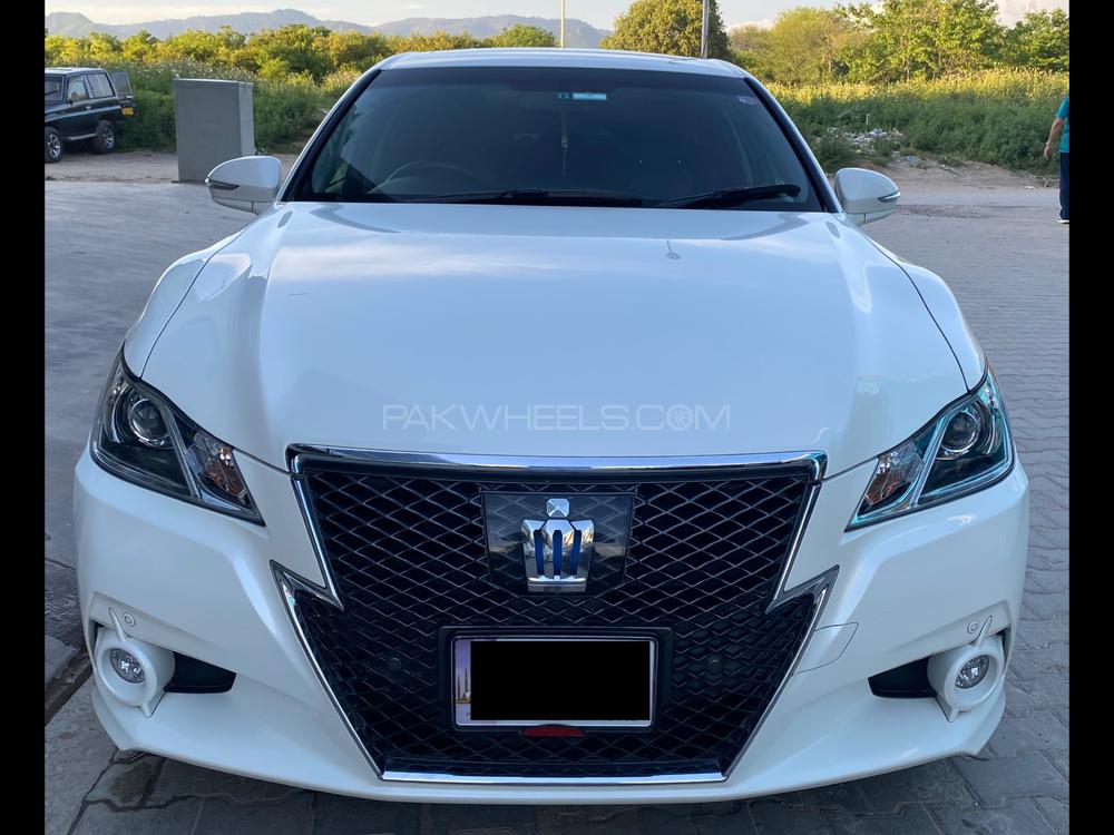 Toyota Crown 2013 for Sale in Islamabad Toyota Crown 2013 for Sale in Islamabad Image-4