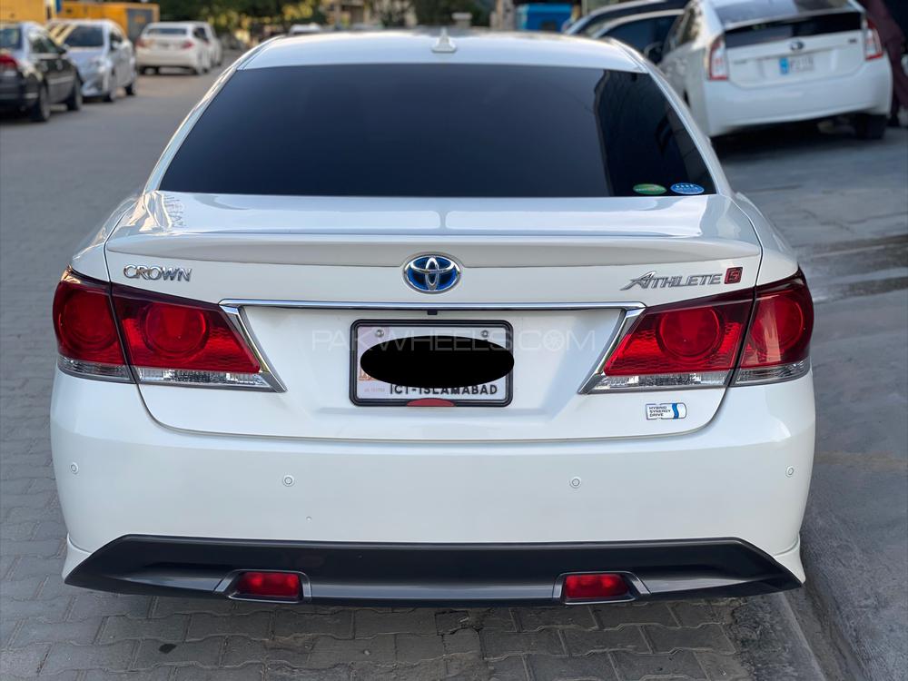 Toyota Crown 2013 for Sale in Islamabad Toyota Crown 2013 for Sale in Islamabad Image-14