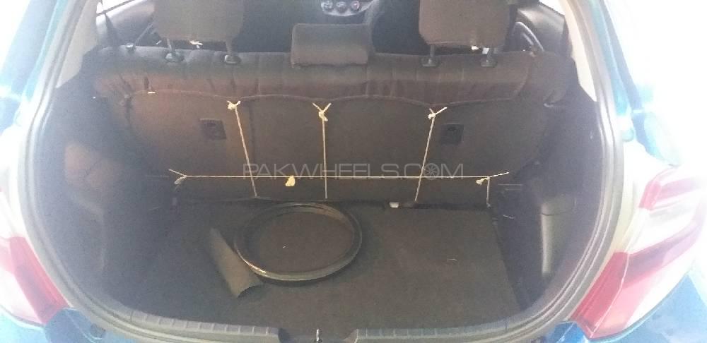 Toyota Vitz 2014 for Sale in Lahore Toyota Vitz 2014 for Sale in Lahore Image-5