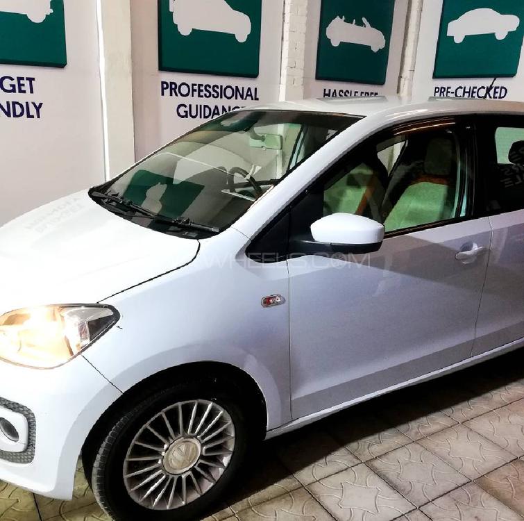 Volkswagen Up 2013 for Sale in Lahore Volkswagen Up 2013 for Sale in Lahore Image-9