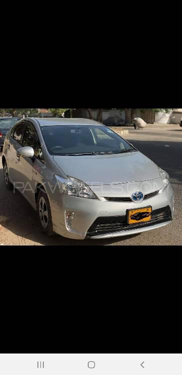 Toyota Prius 2013 for Sale in Karachi Image-1