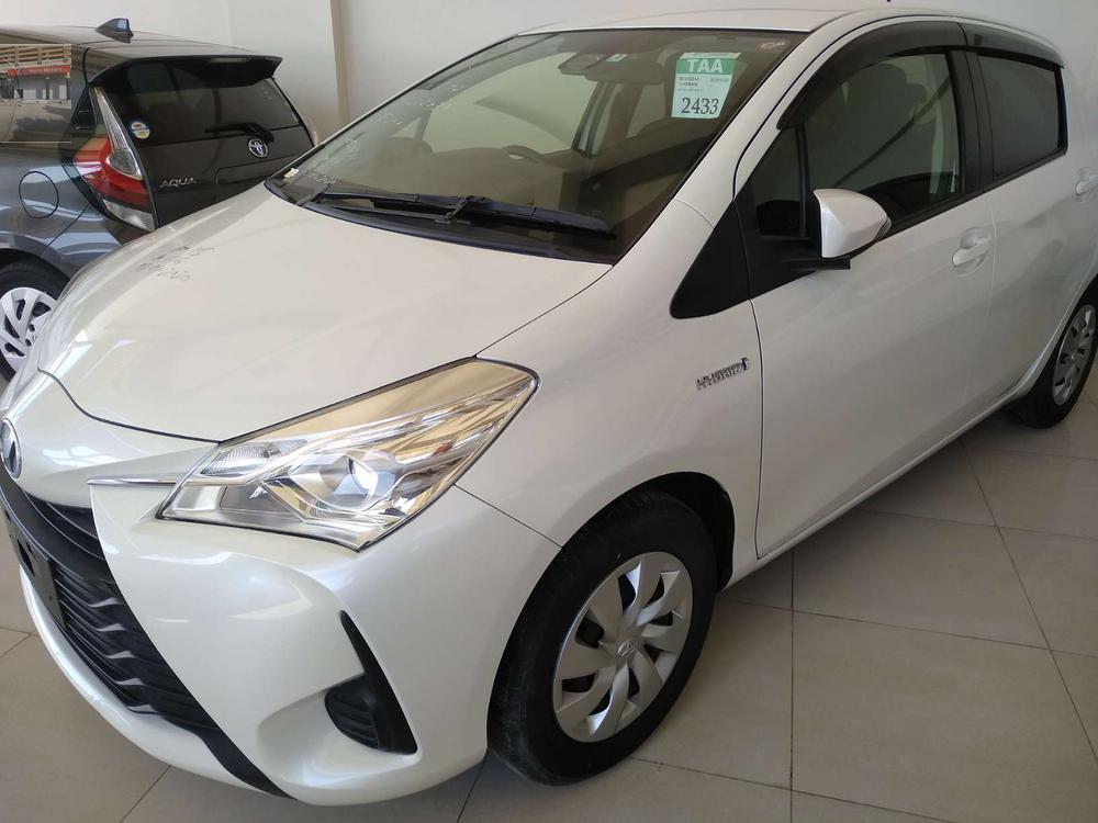 Toyota Vitz 2017 for Sale in Karachi Toyota Vitz 2017 for Sale in Karachi Image-3