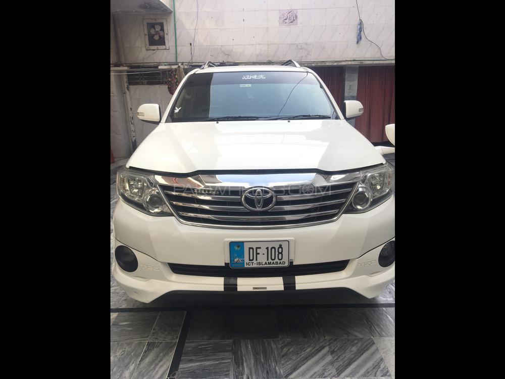 Toyota Fortuner 2015 for Sale in Sargodha Image-1