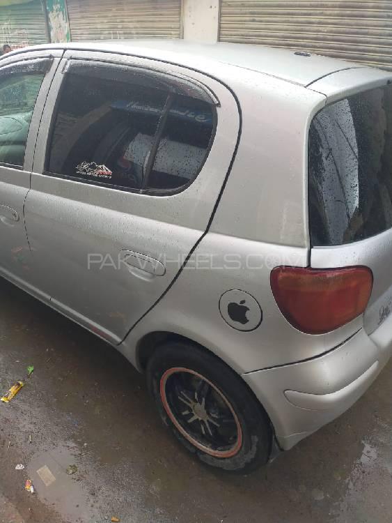 Toyota Vitz 2002 for Sale in Quetta Image-1
